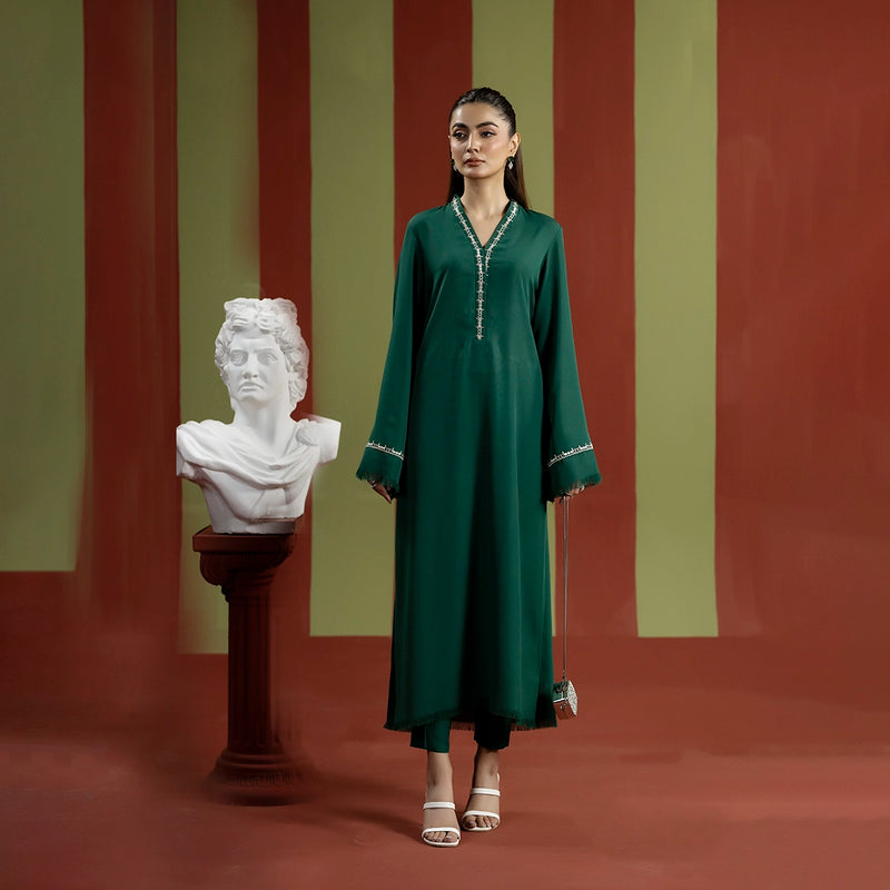Royal Emerald Dress — women's made-to-order kurta set | Sachi Vera Pakistan