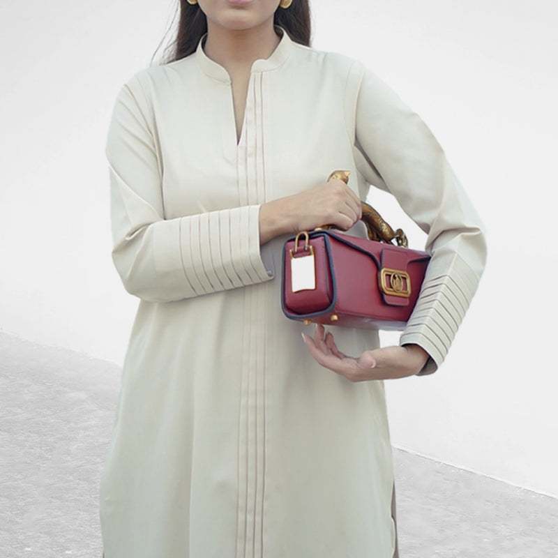 Ivory Grace — back view | Sachi Vera Pakistan