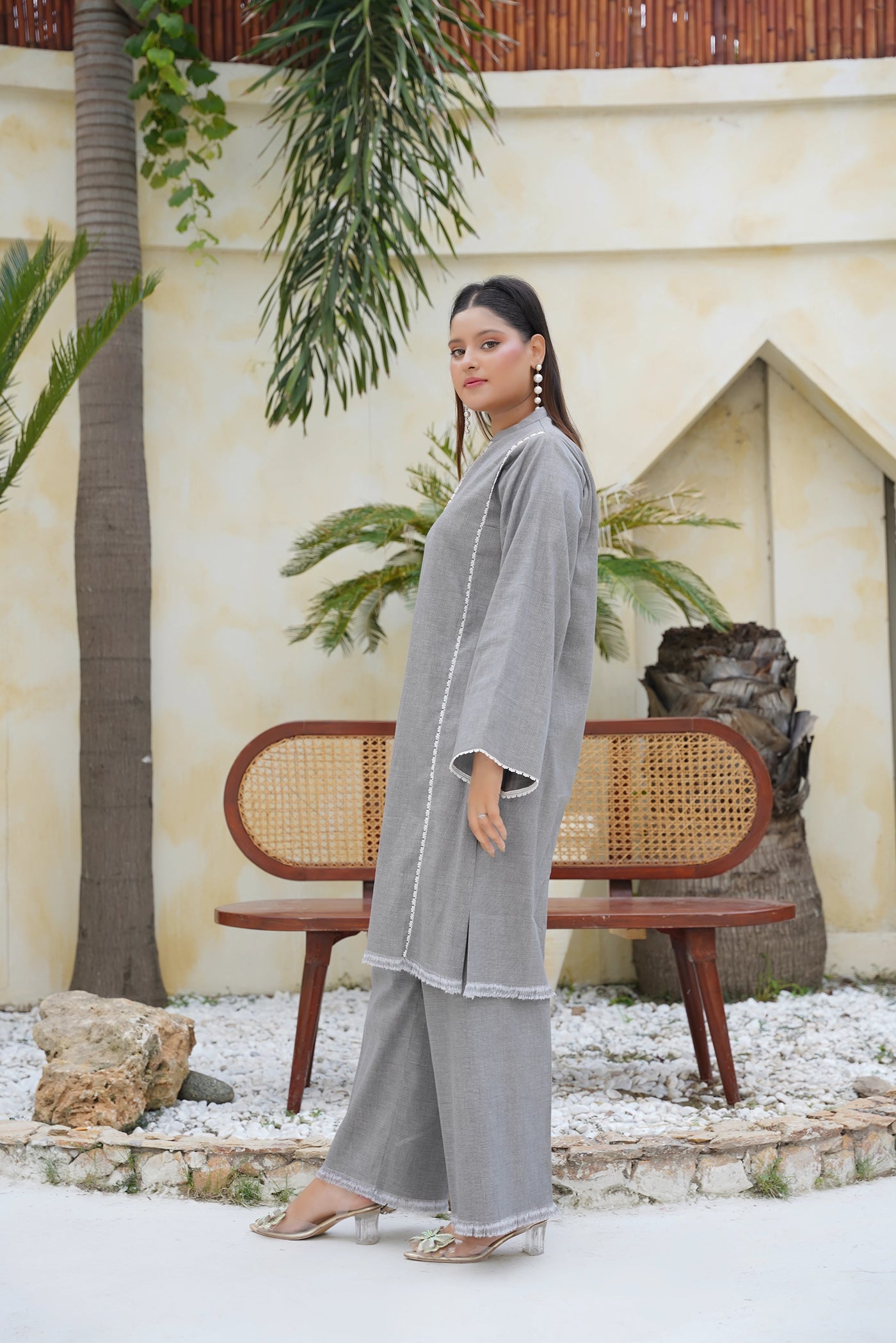 Frost Mist — front view | Sachi Vera Pakistan