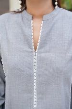 Frost Mist - Sachi Vera