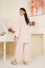 Linen Kiss - Sachi Vera