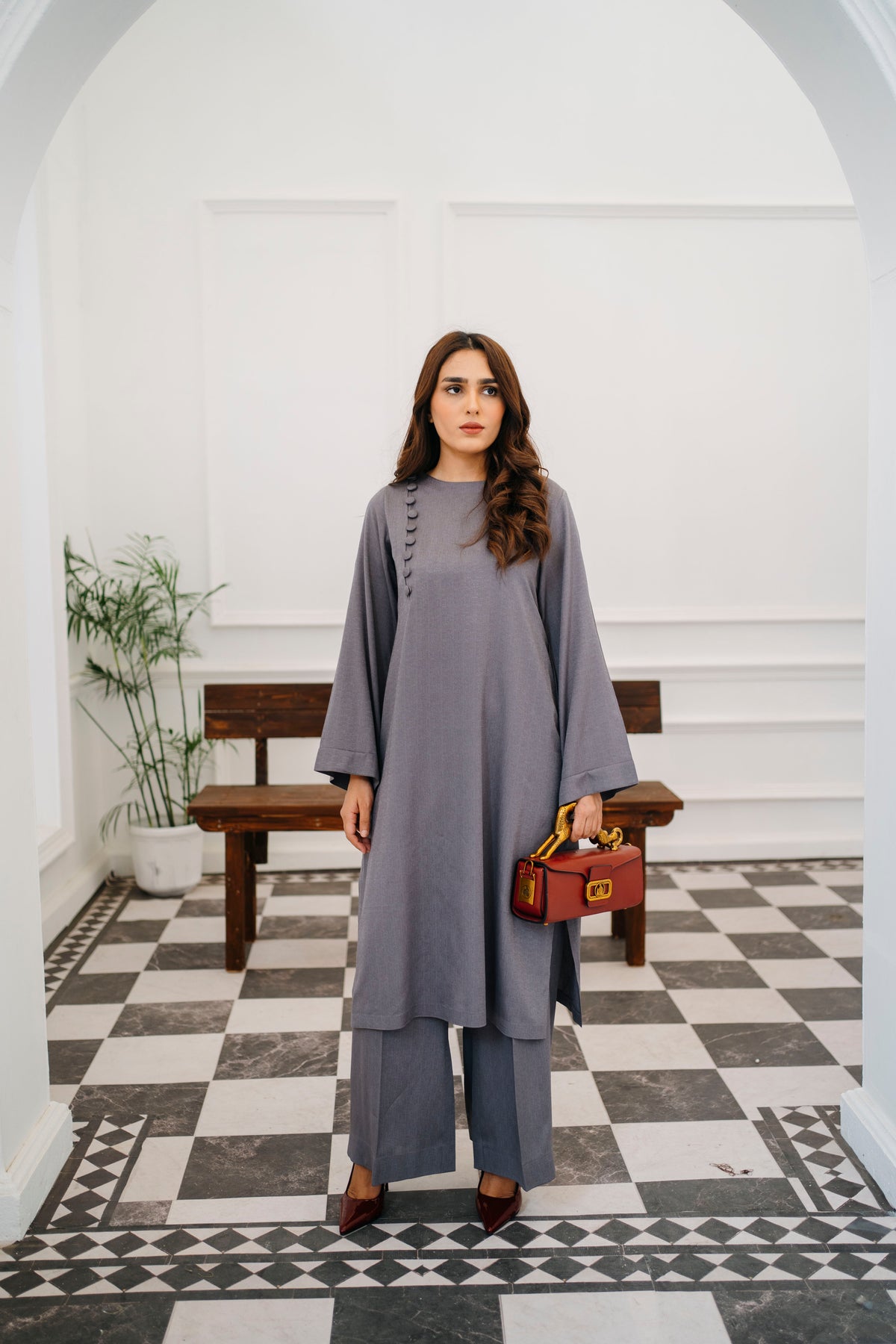 Dusty Shadow - Sachi Vera