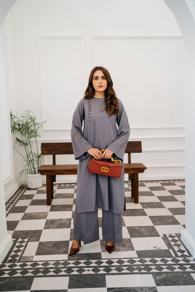 Dusty Shadow — back view | Sachi Vera Pakistan