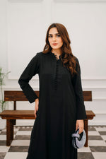 Velora Noir - Sachi Vera