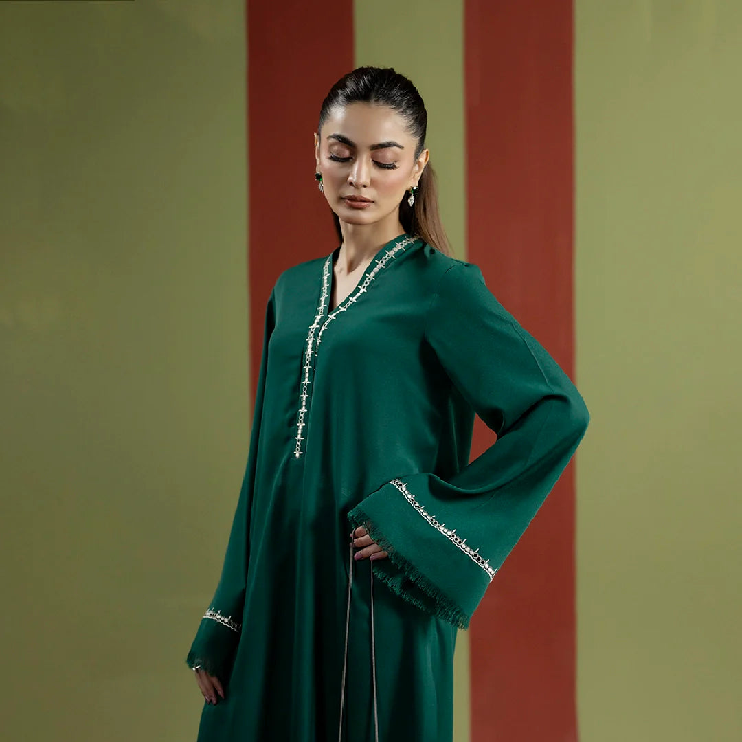 Crinkled Fabric | Sachi Vera