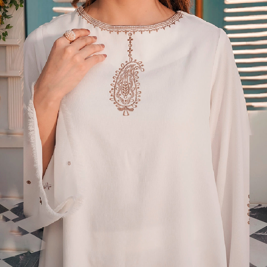 Eira Grace — back view | Sachi Vera Pakistan