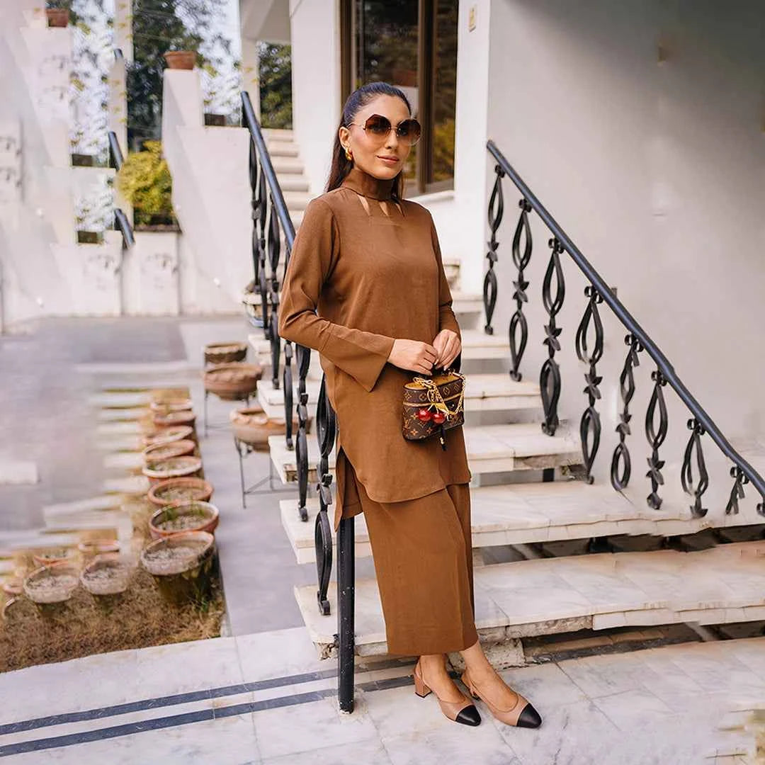 Brown Brew Set — side view | Sachi Vera Pakistan
