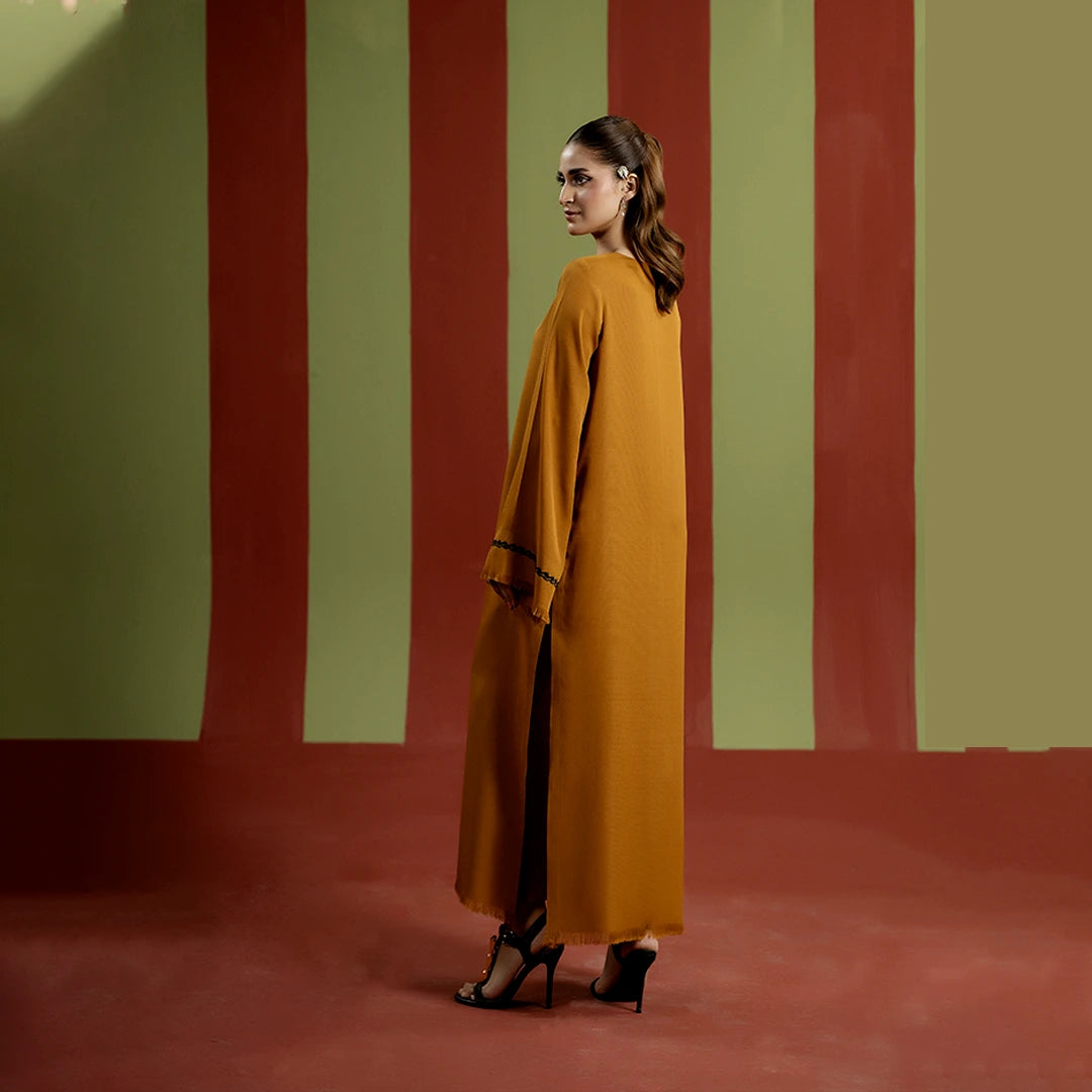 Golden Ochre Kurta — back view | Sachi Vera Pakistan