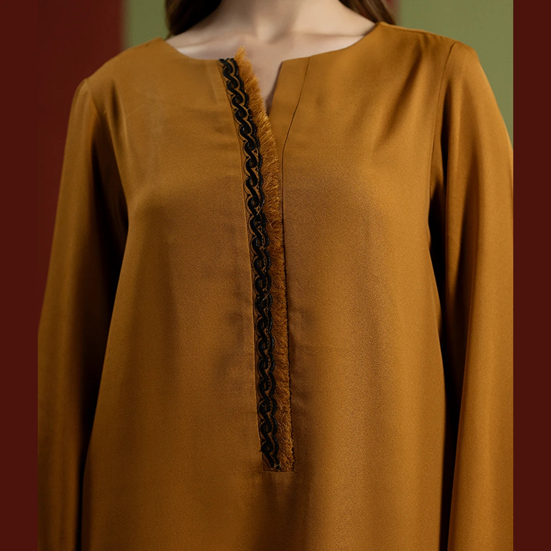 Golden Ochre Kurta — detail view | Sachi Vera Pakistan