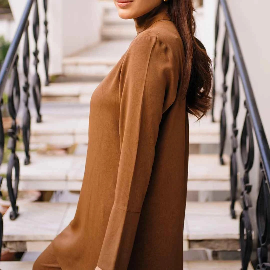 Brown Brew Set — close-up | Sachi Vera Pakistan