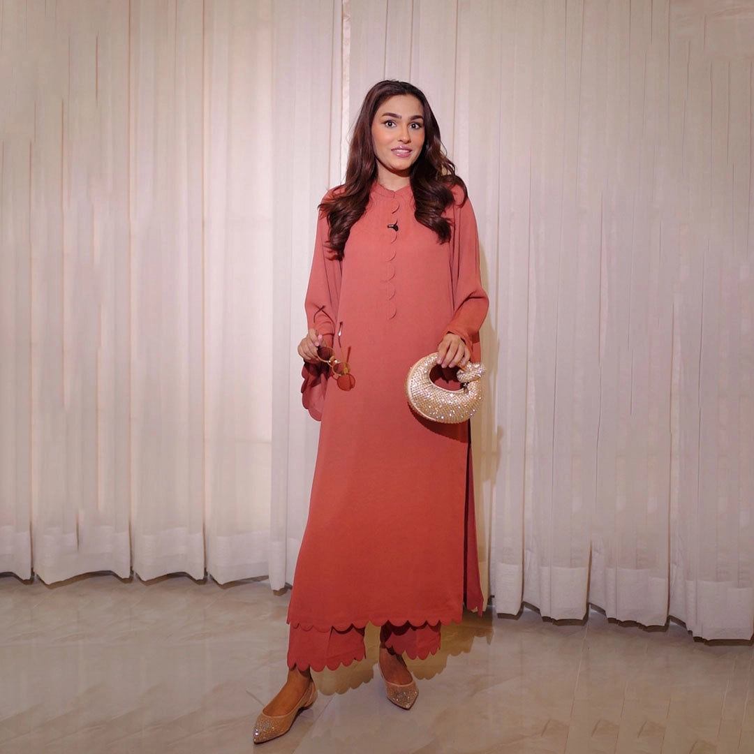 Burnt Rose Scalloped Set — full look | Sachi Vera Pakistan