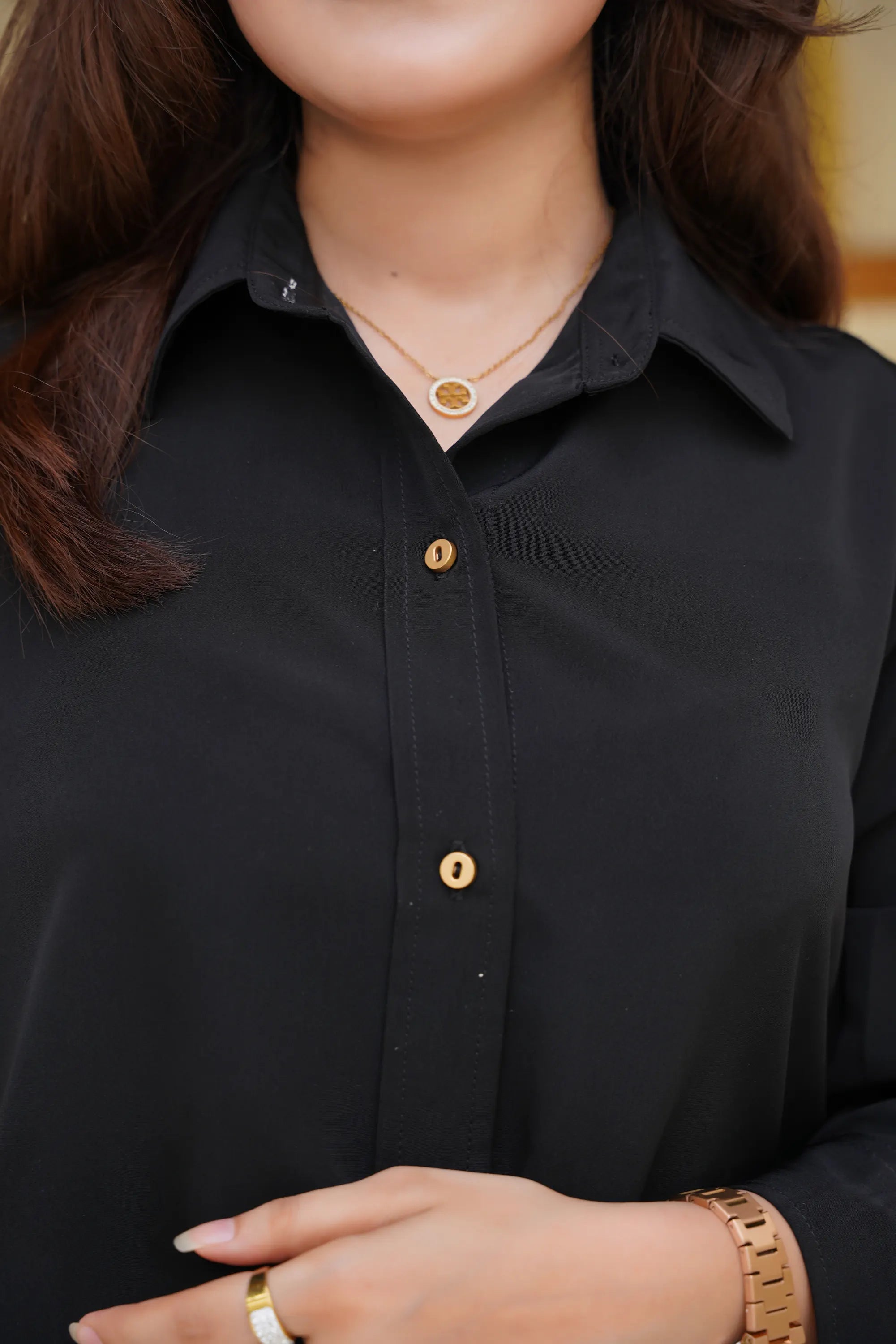 Black Ember — full look | Sachi Vera Pakistan