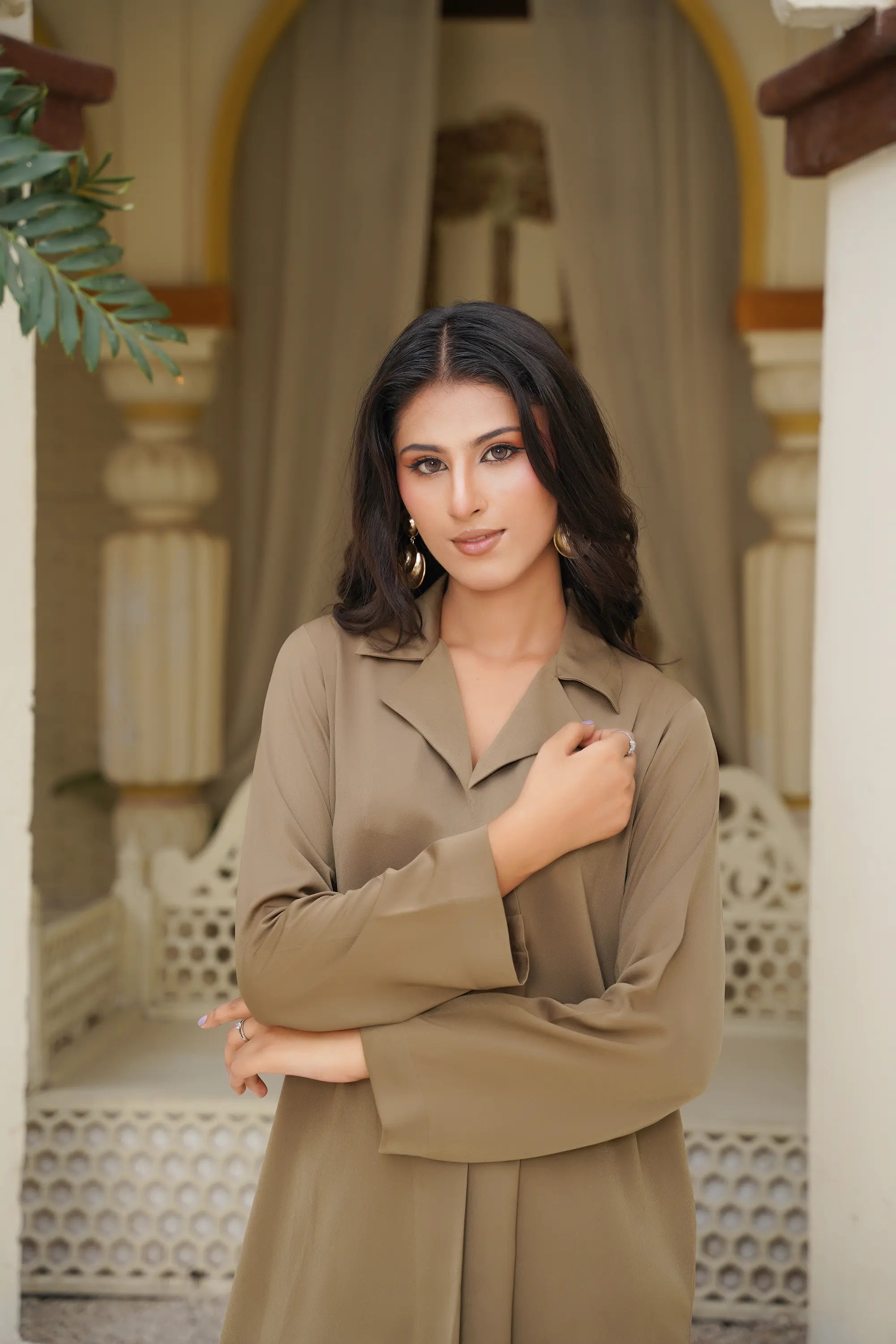 Olive Drift — full look | Sachi Vera Pakistan