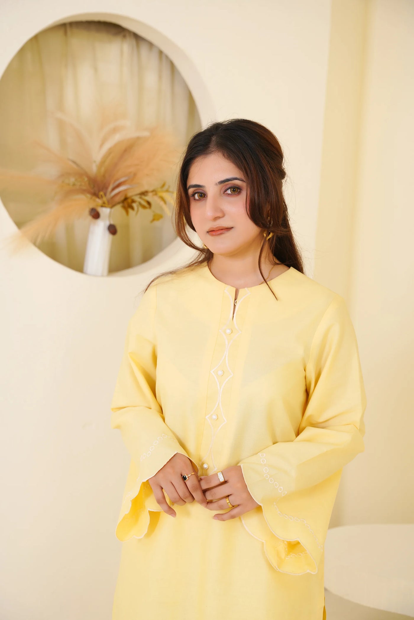 Lemon Glow — back view | Sachi Vera Pakistan