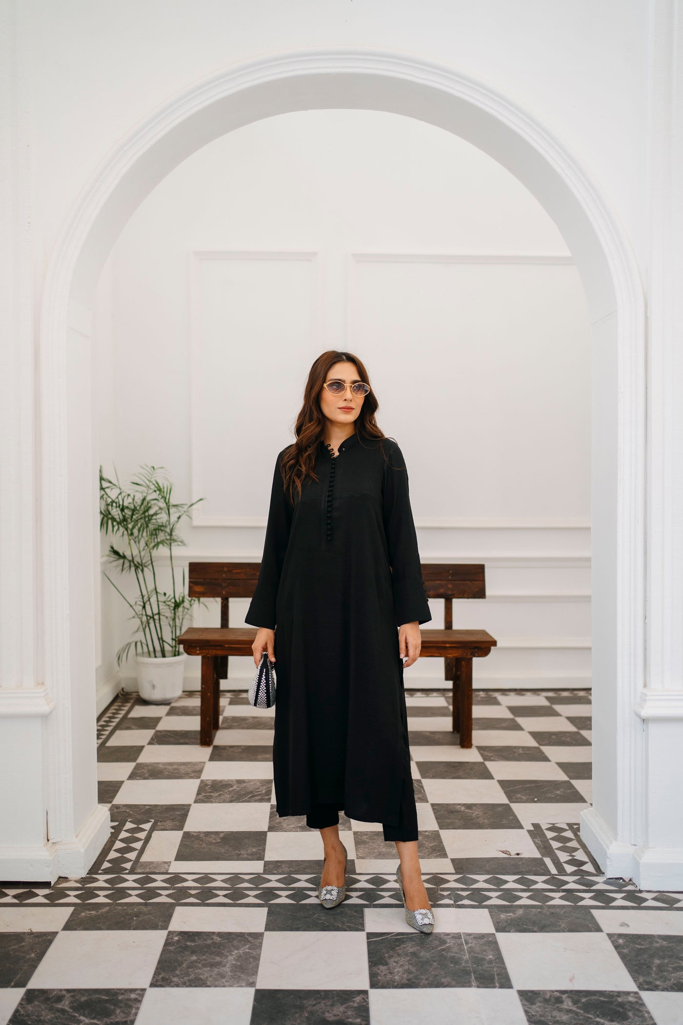 Velora Noir — detail view | Sachi Vera Pakistan